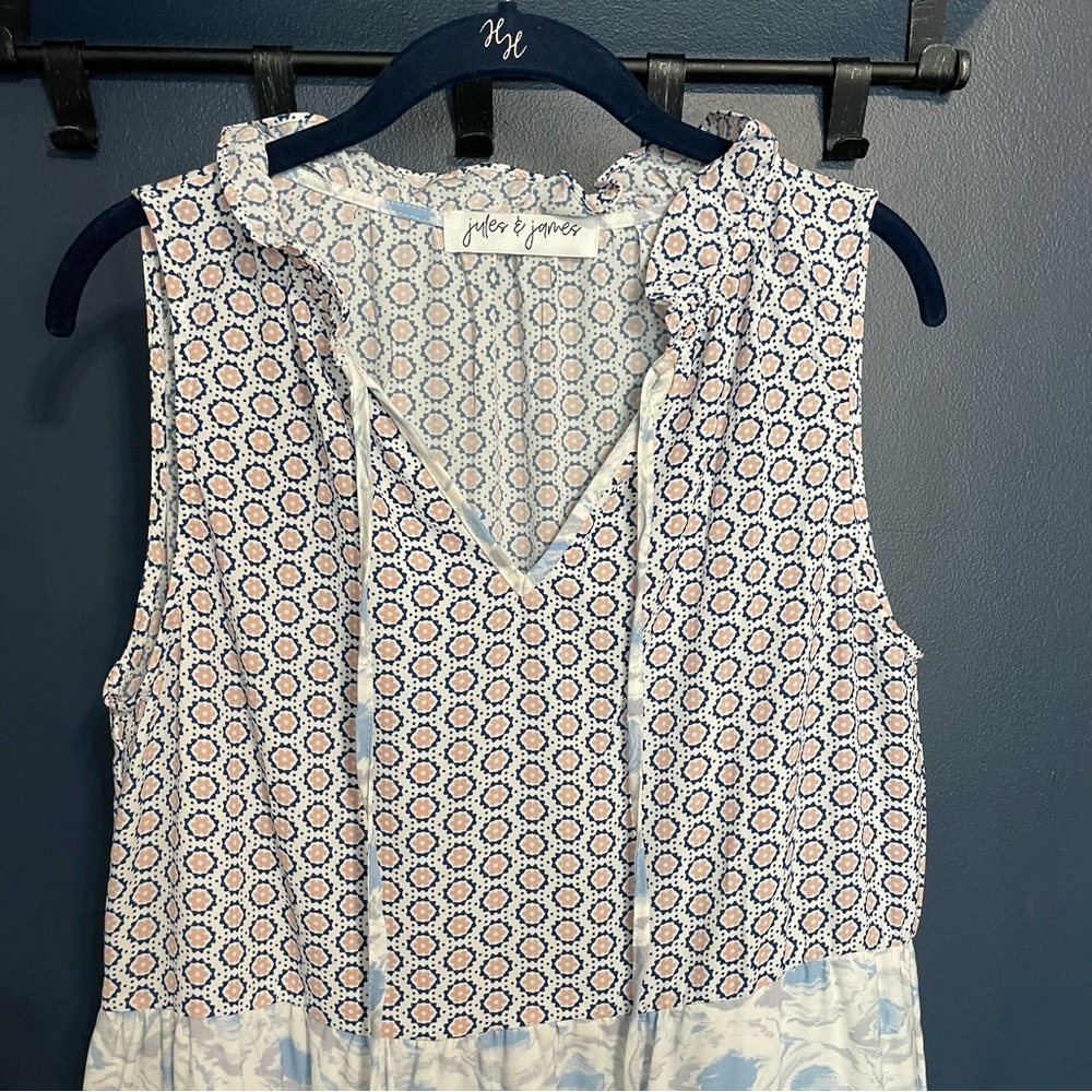 Jules and James Sleeveless Maxi Dress - Picture 4 of 6